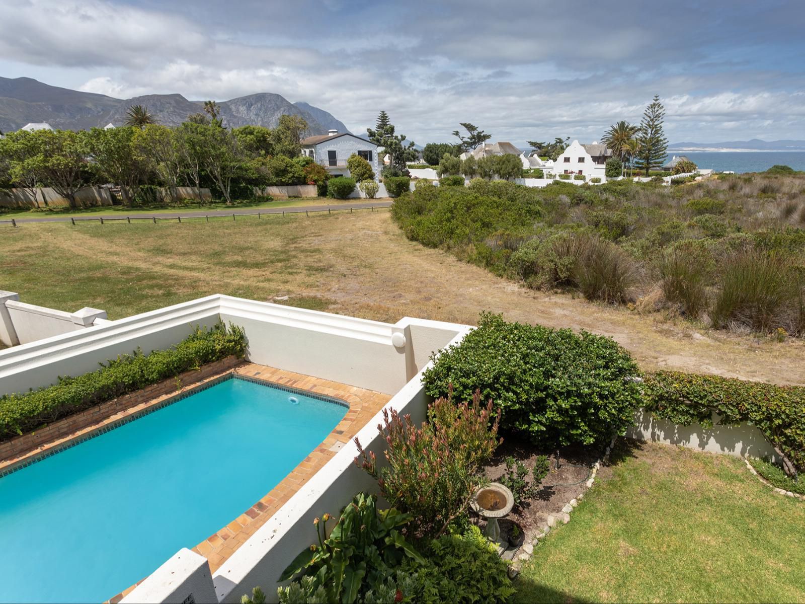 De Mond By Top Destinations Rentals Voelklip Hermanus Western Cape South Africa Complementary Colors, House, Building, Architecture, Garden, Nature, Plant, Swimming Pool