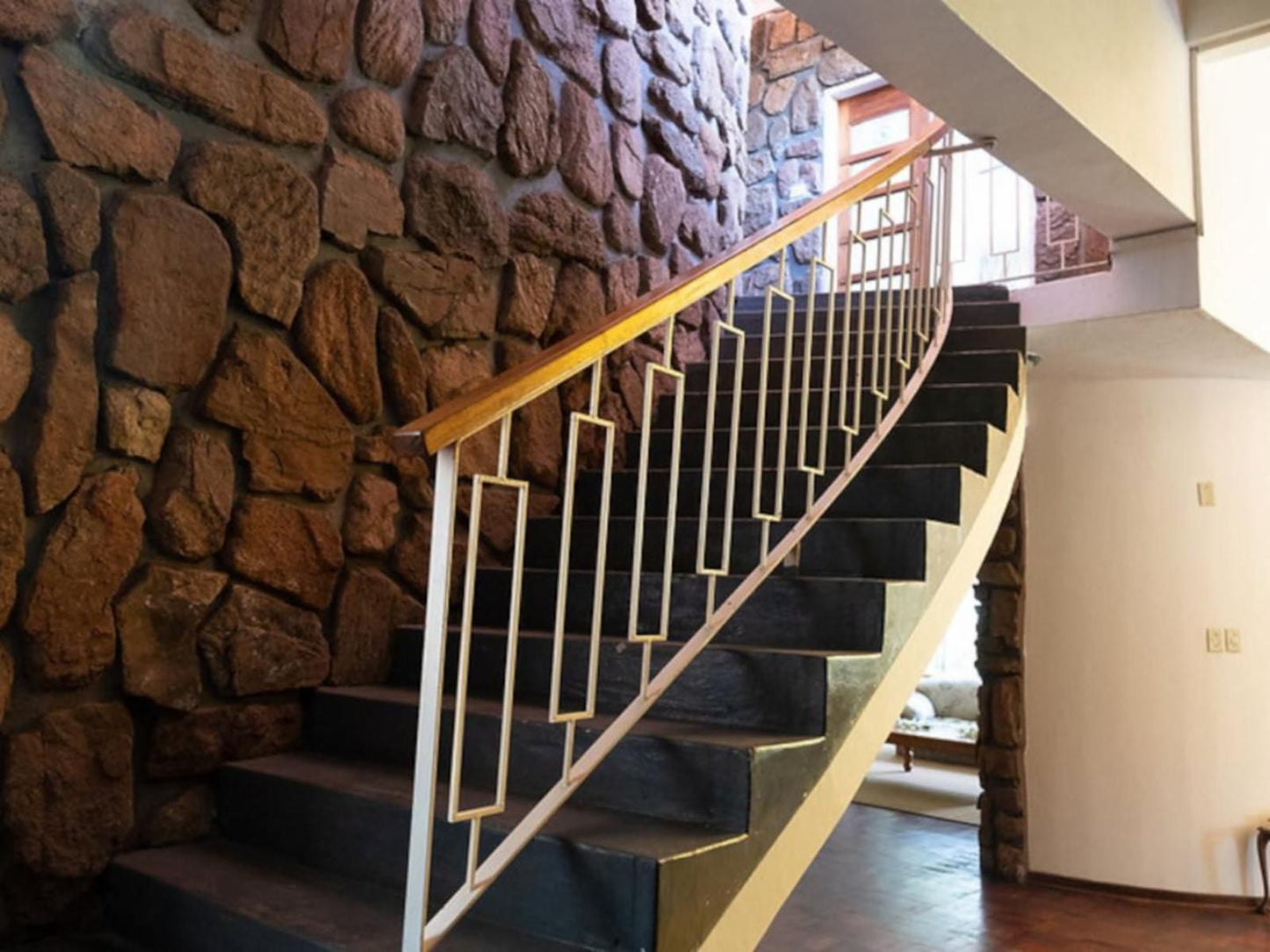 De Wildt Cheetah Lodge, Stairs, Architecture