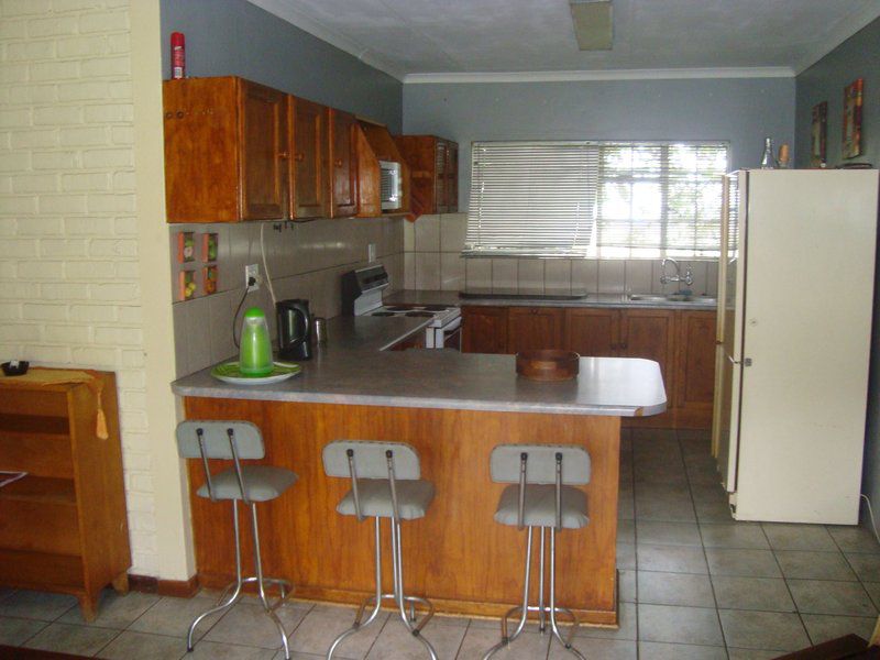 De Emigratie Garden Cottage Ermelo Mpumalanga South Africa Kitchen