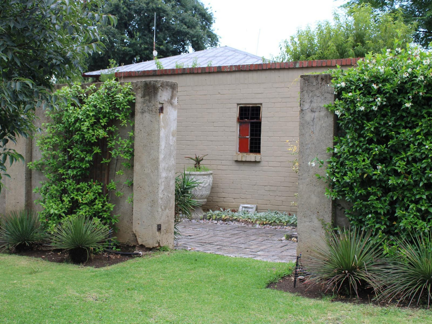 De Hoek Gastehuis Frankfort Free State South Africa House, Building, Architecture, Garden, Nature, Plant