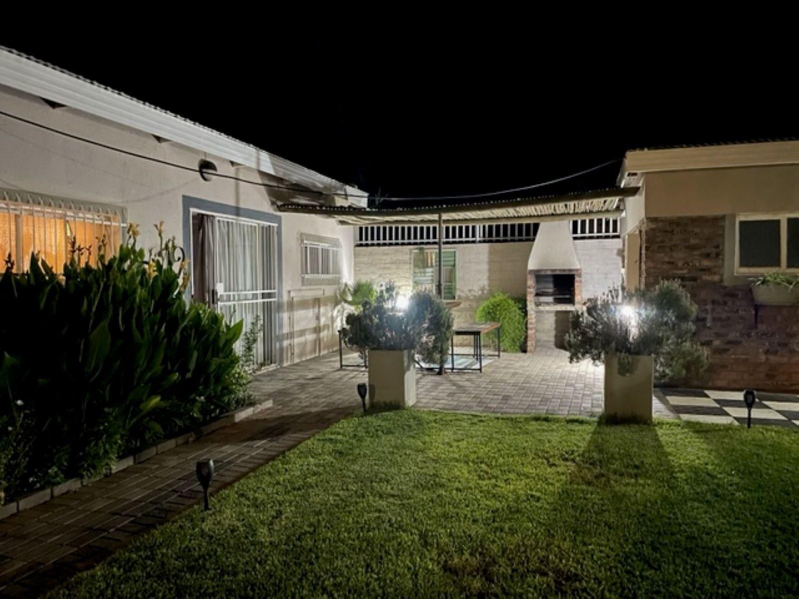 De Lange Lodge De Aar Northern Cape South Africa House, Building, Architecture, Palm Tree, Plant, Nature, Wood, Garden