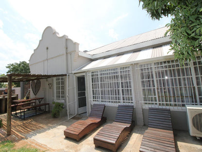 De Lange Lodge De Aar Northern Cape South Africa House, Building, Architecture, Swimming Pool
