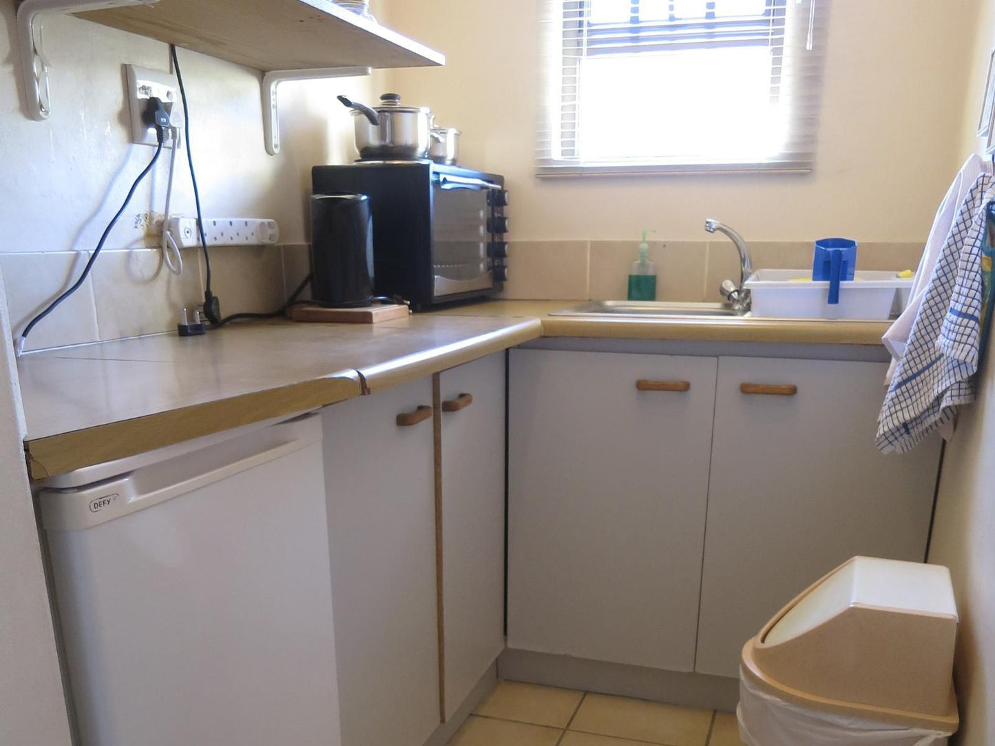 Dempsey S Guest House Walmer Port Elizabeth Eastern Cape South Africa Kitchen