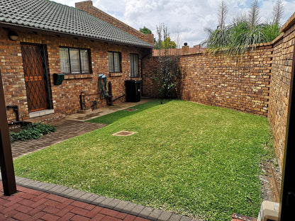 De Oude Herberg Eldoraigne Centurion Gauteng South Africa House, Building, Architecture, Brick Texture, Texture, Garden, Nature, Plant