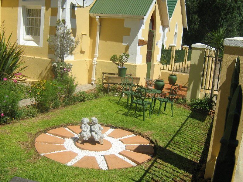 De Oude Scholen Bed And Breakfast Victoria West Northern Cape South Africa House, Building, Architecture, Palm Tree, Plant, Nature, Wood