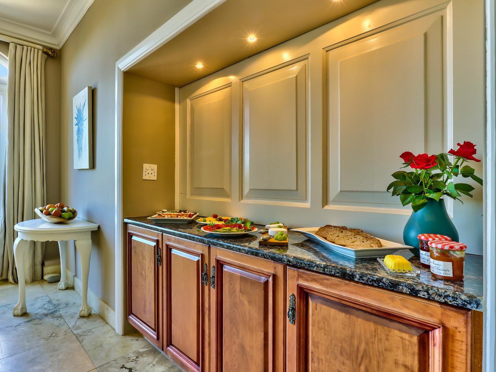 Devonport House - Constantia, Kitchen