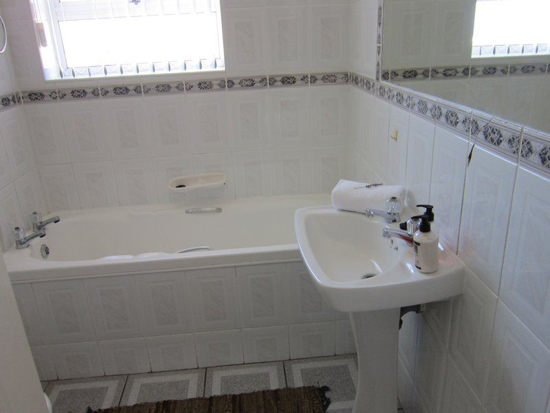 Die Branders Ferreira Town Jeffreys Bay Eastern Cape South Africa Unsaturated, Bathroom