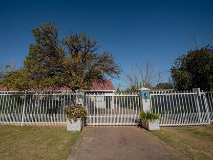 Die Moerbeiboom Langenhoven Park Bloemfontein Free State South Africa House, Building, Architecture