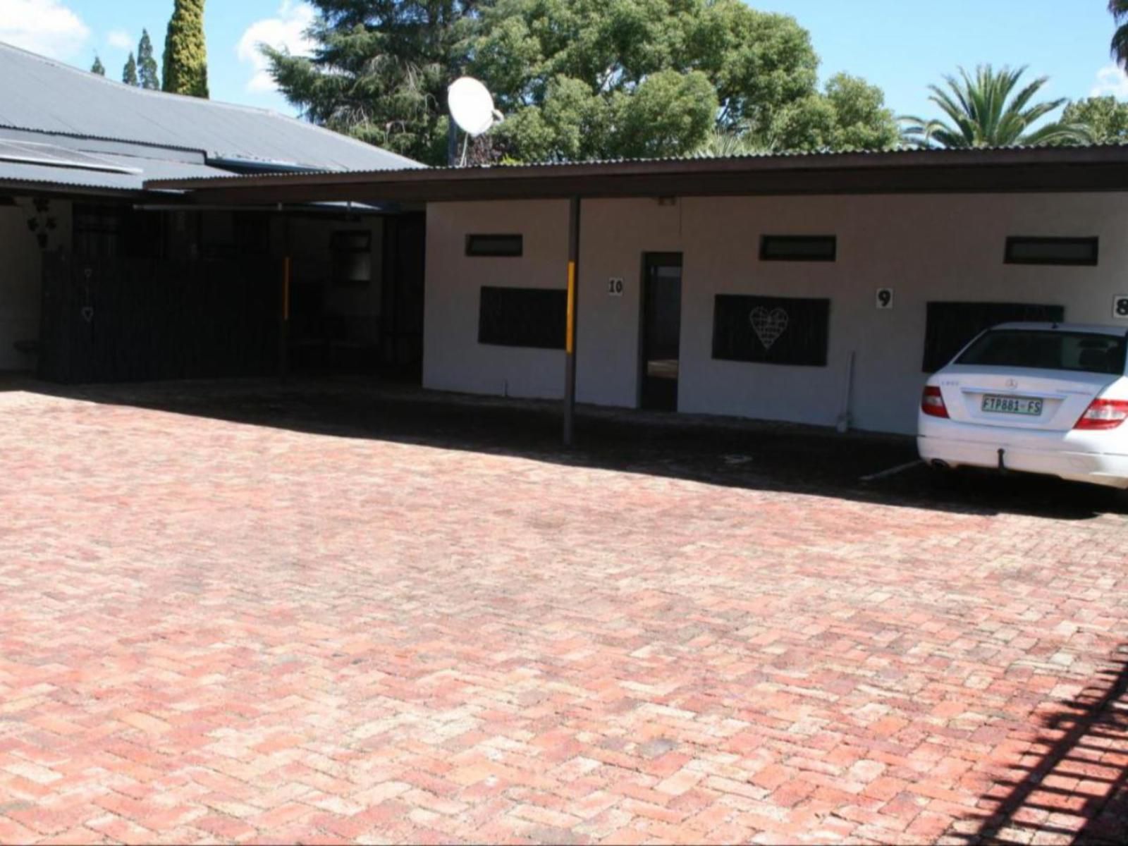 La Belle Guesthouse Die Suidooster Gastehuis Parys Free State South Africa Car, Vehicle