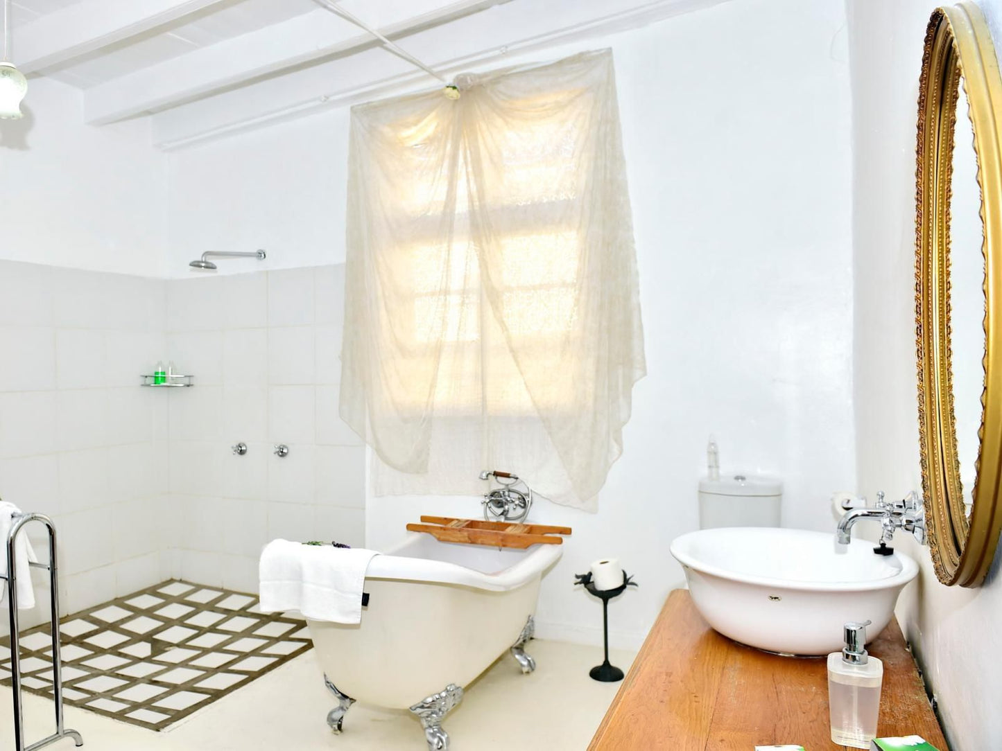 Die Tuishuise And Victoria Manor Cradock Eastern Cape South Africa Bright, Bathroom