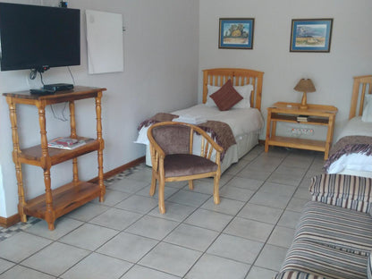Large Family Room @ Die Kleipot Guesthouse