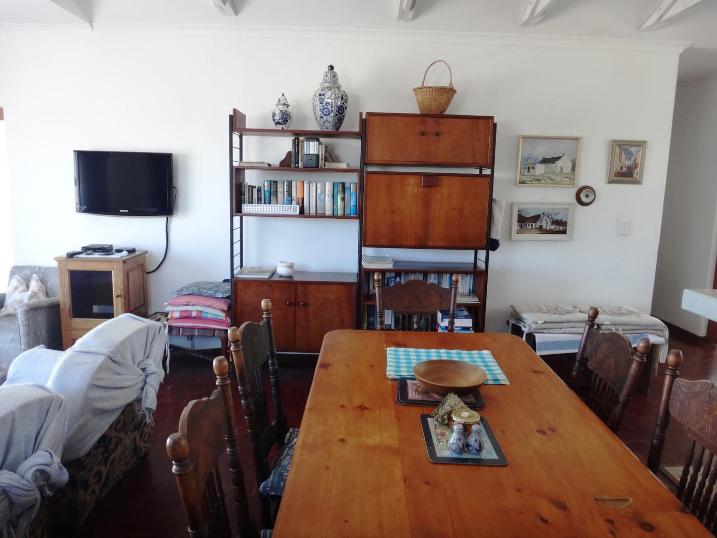 Die Rotse Self Catering Accommodation Kleinmond Western Cape South Africa Living Room