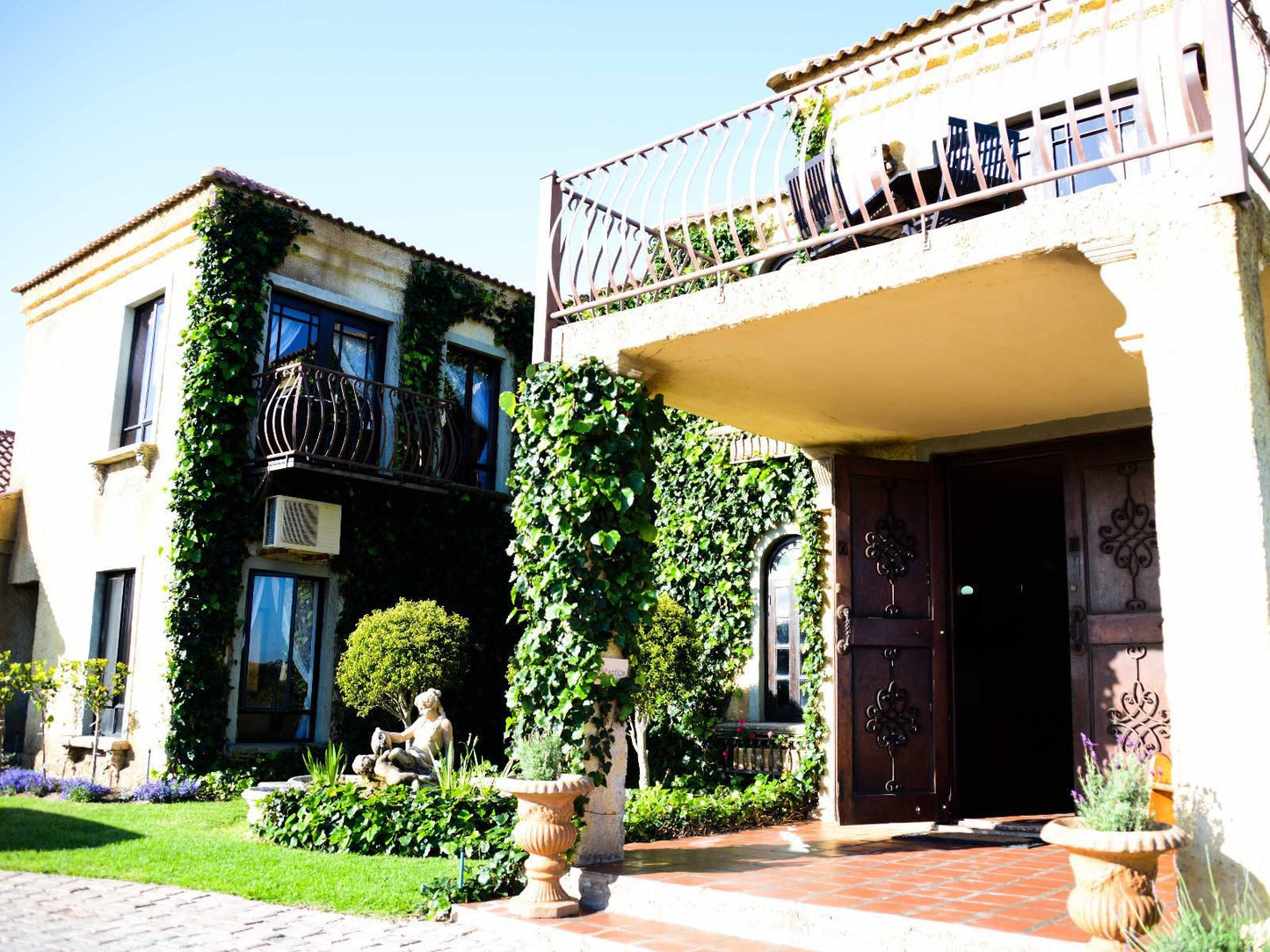 Dio Dell Amore Guest House Jeffreys Bay Eastern Cape South Africa House, Building, Architecture, Garden, Nature, Plant