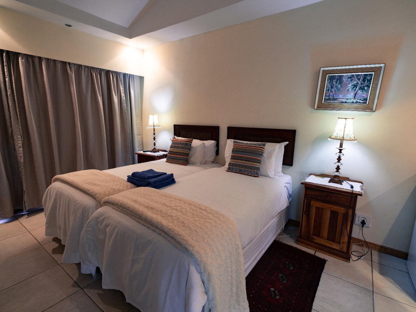 Superior Double Room @ Dolliwarie Guest House