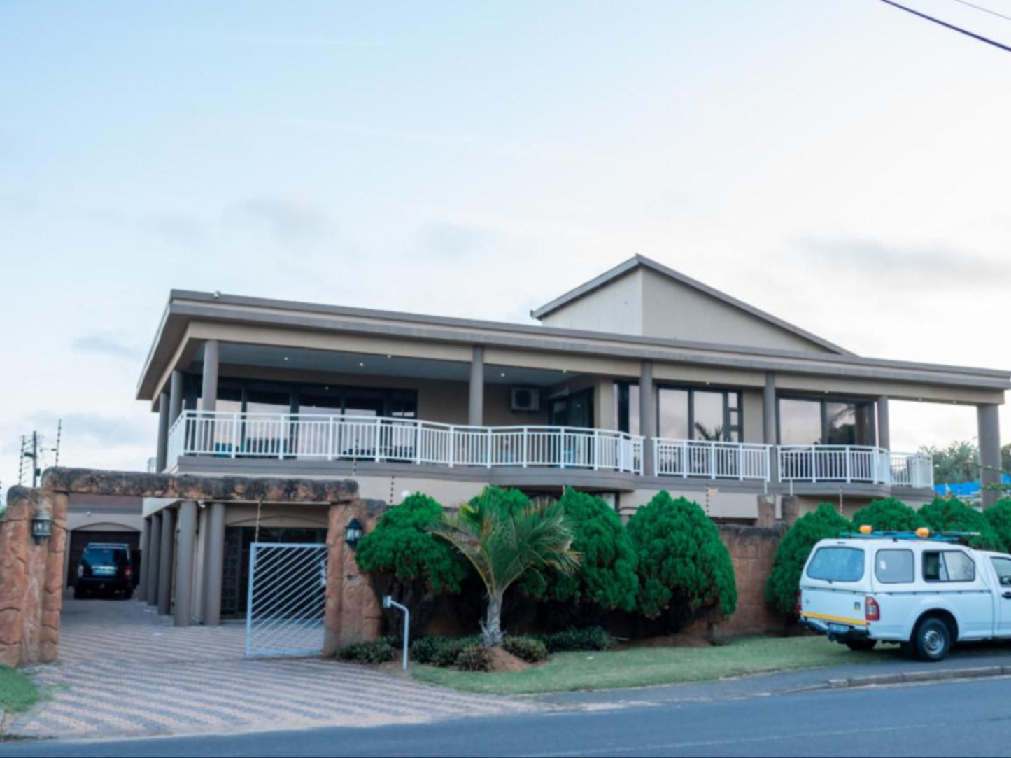 Dolphin Coast B And B Glenashley Durban Kwazulu Natal South Africa House, Building, Architecture, Window, Car, Vehicle
