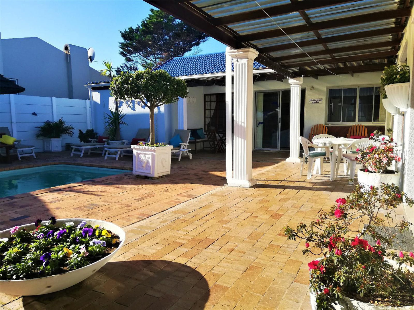 Dolphin Inn Blouberg Bloubergrant Blouberg Western Cape South Africa Complementary Colors, Beach, Nature, Sand, House, Building, Architecture, Palm Tree, Plant, Wood, Garden, Swimming Pool