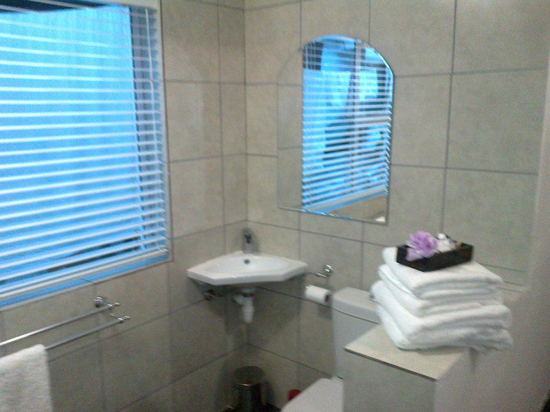 Dot J J Bandb Paarl Western Cape South Africa Bathroom