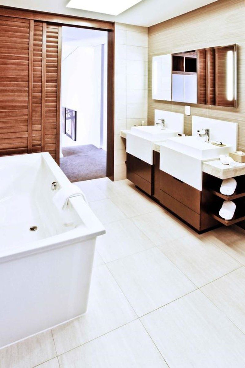 Doubletree By Hilton Cape Town Upper Eastside Salt River Cape Town Western Cape South Africa Bathroom