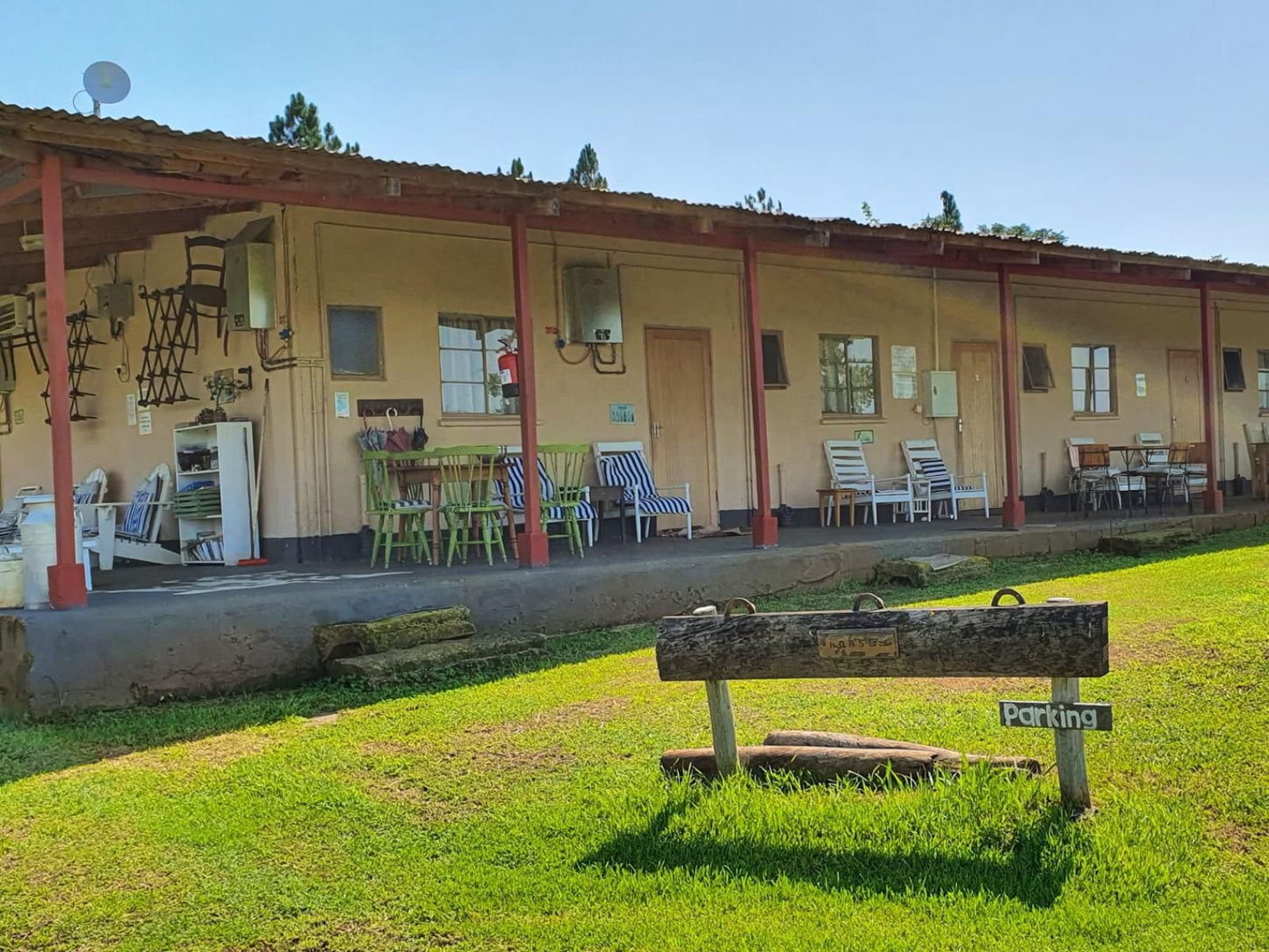 Drakensberg Bush Lodge And Backpackers, House, Building, Architecture