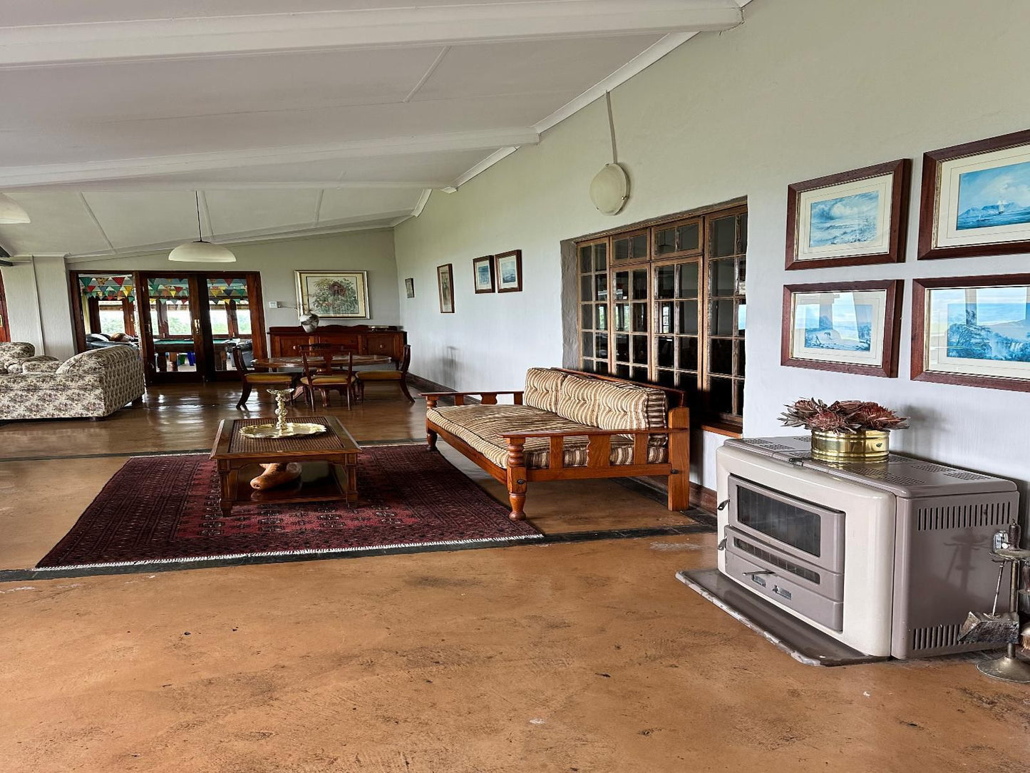 Drakensberg Mountain Retreat, Living Room