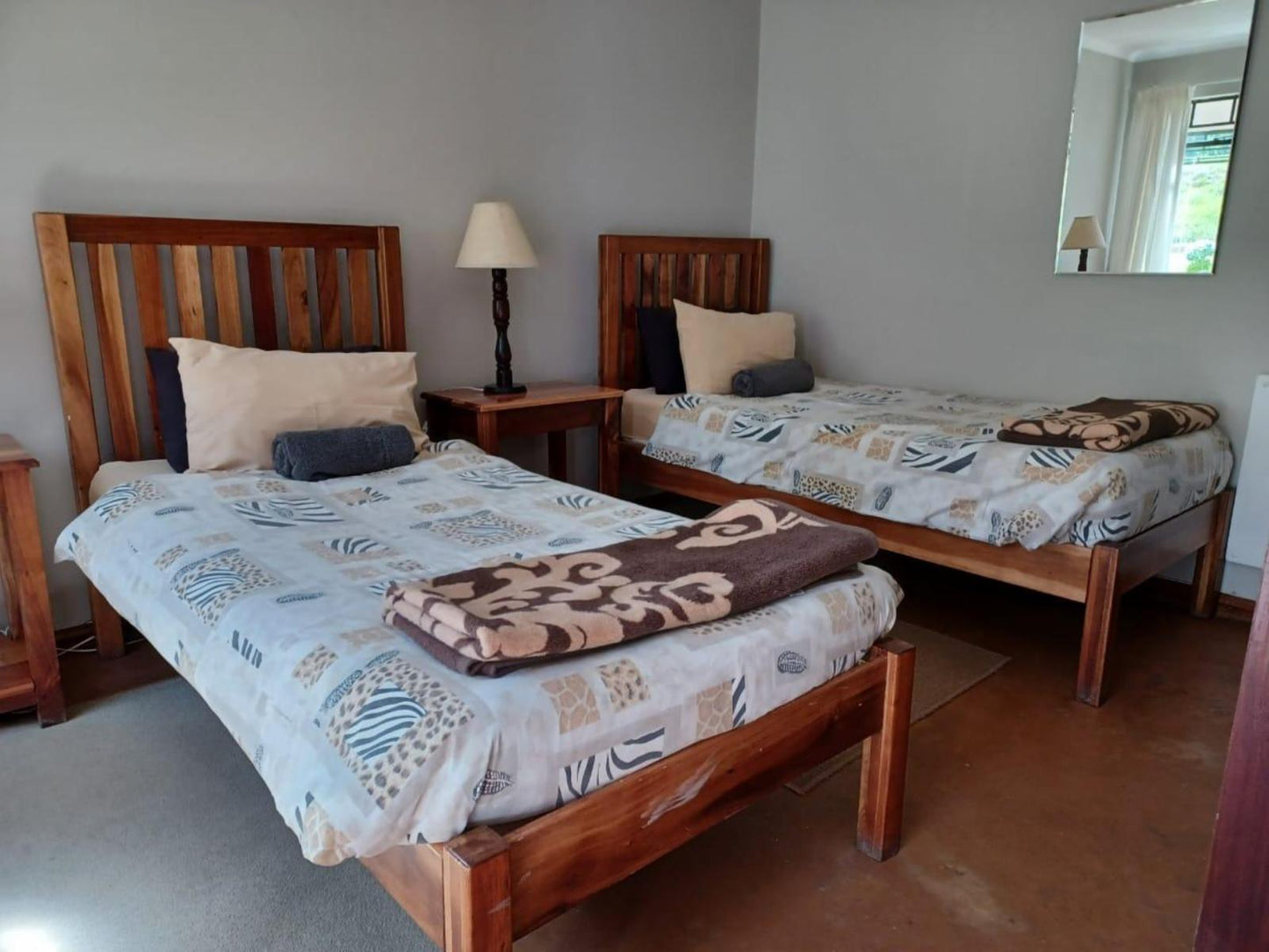 Barnhouse En-Suite Rooms @ Drakensberg Mountain Retreat - Vergezient Lodge