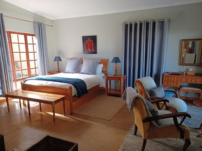 Room 10 Downstairs Family Room @ Drakensberg Mountain Retreat - Vergezient Lodge