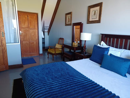 Room 2 Upstairs Double Room @ Drakensberg Mountain Retreat - Vergezient Lodge
