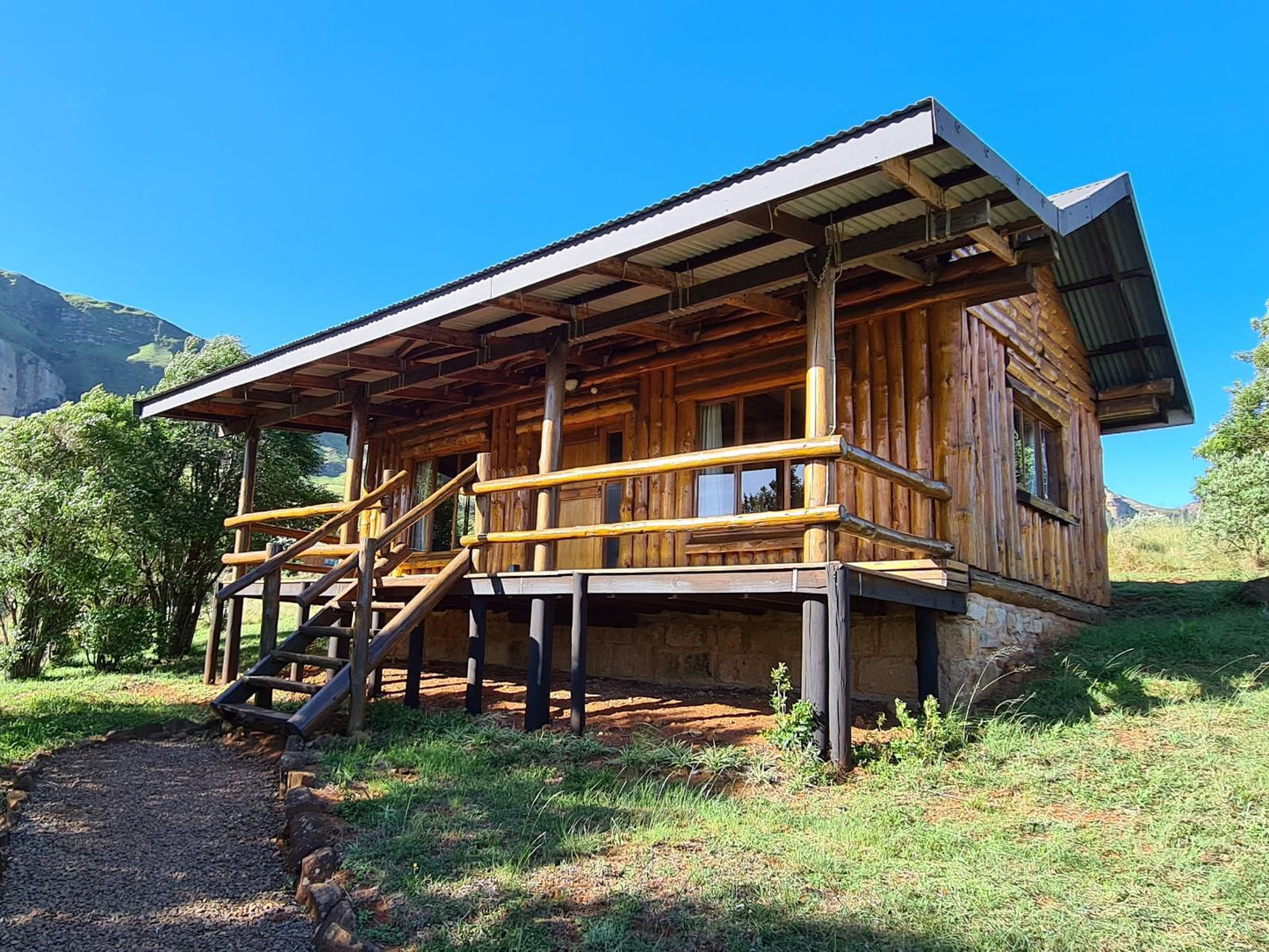 Greenfire Lodge Drakensberg Langkloof Kwazulu Natal South Africa Complementary Colors, Cabin, Building, Architecture