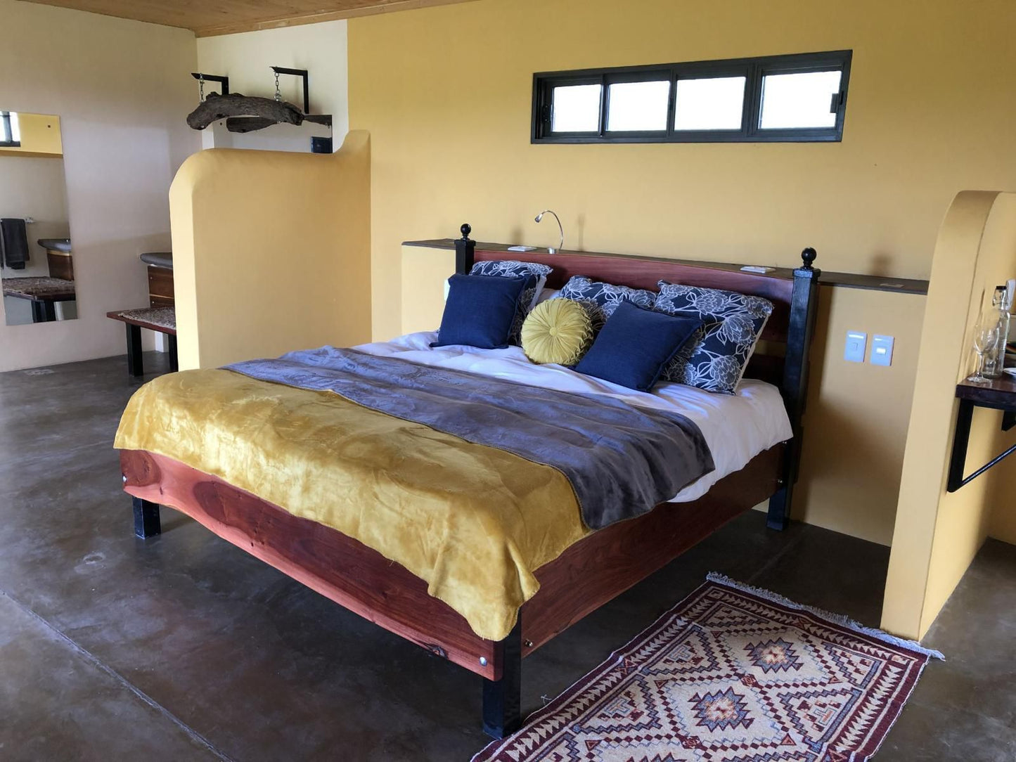 Duesternbrook Safari Guest Farm, African Room (Double), Bedroom