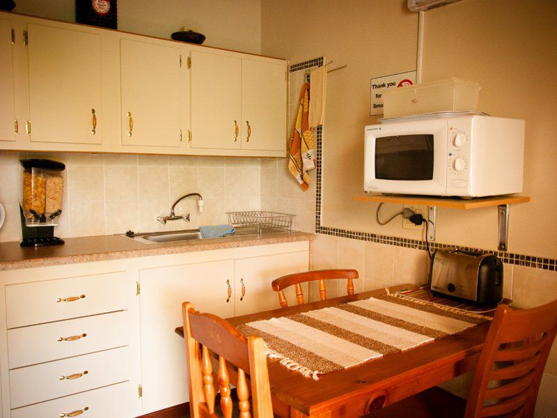 Duinerus Self Catering Accommodation Universitas Bloemfontein Free State South Africa Colorful, Kitchen