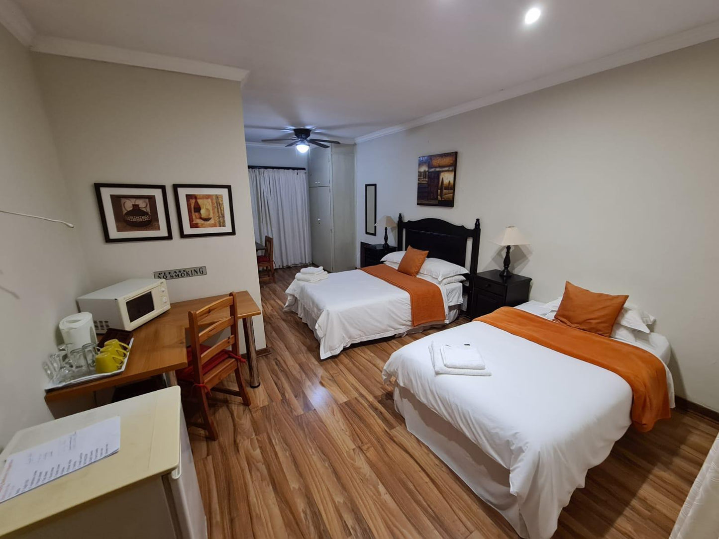 Luxury Double Room with Free Wifi @ Duke's Place Nature Guesthouse