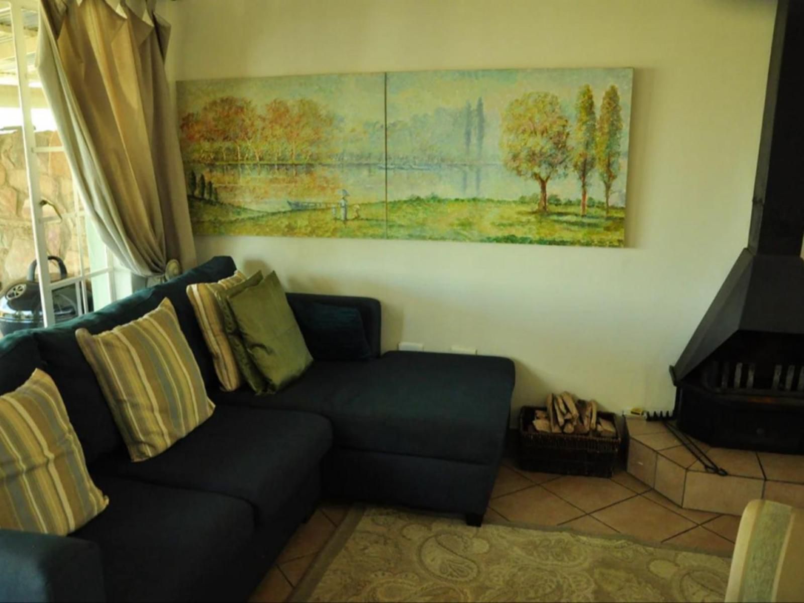 Dullstroom Artist Cottages, Picasso Cottage, Living Room