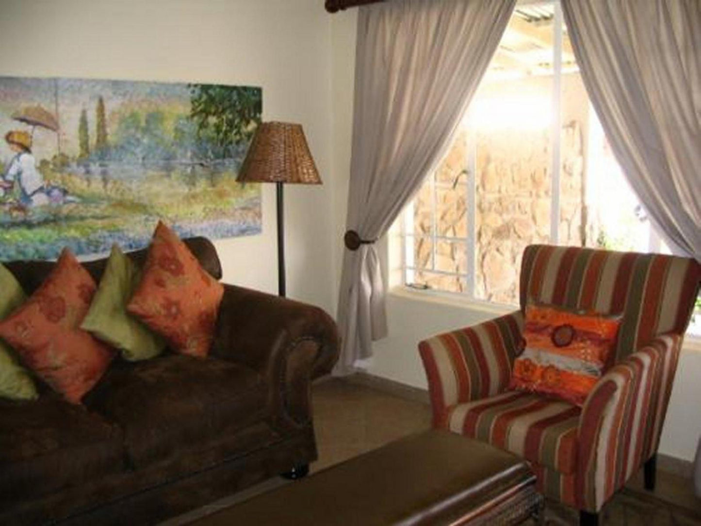 Dullstroom Artist Cottages, Renoir Cottage, Living Room