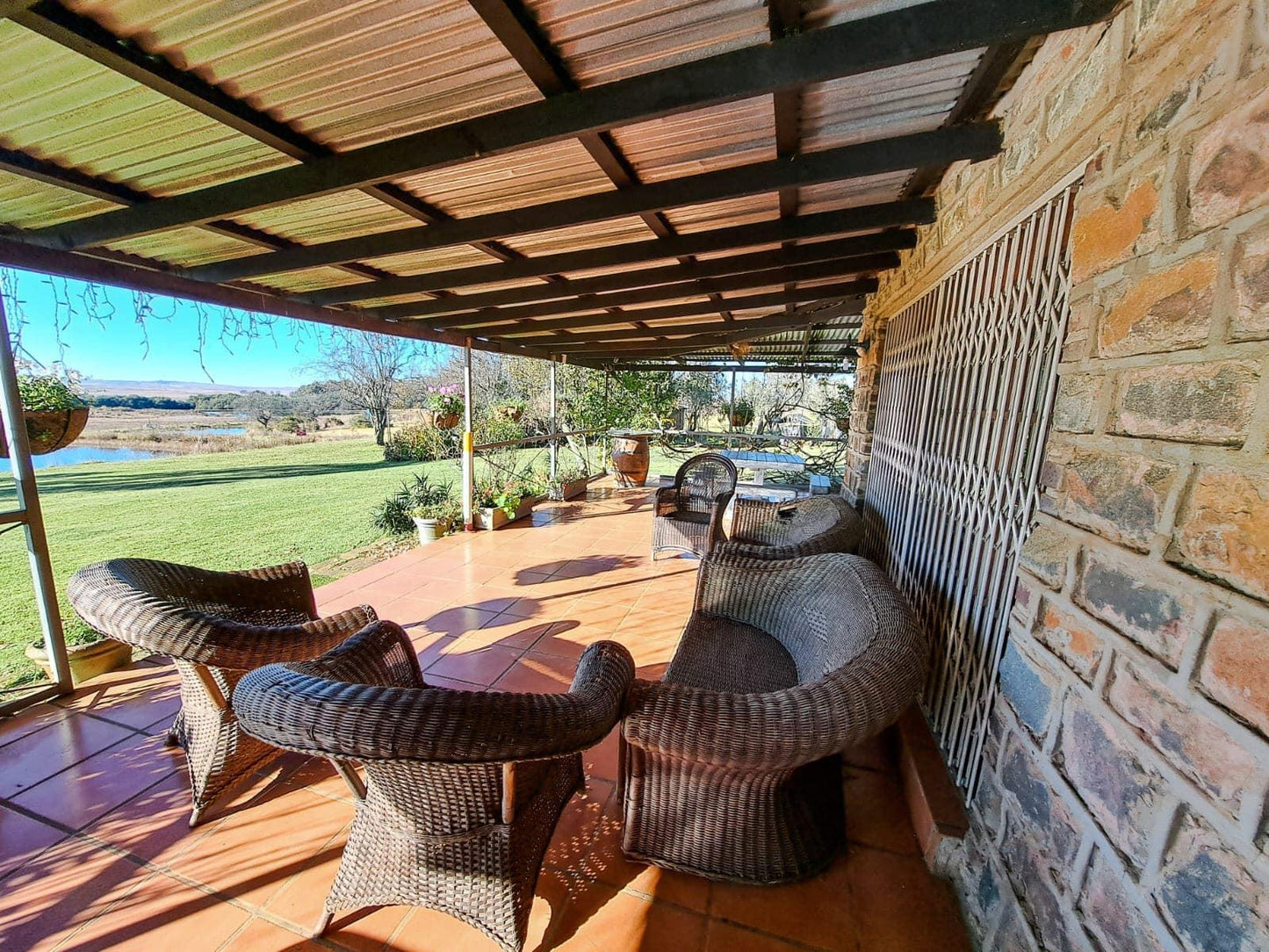 Three-bedroom Farmhouse @ Dullstroom Manor