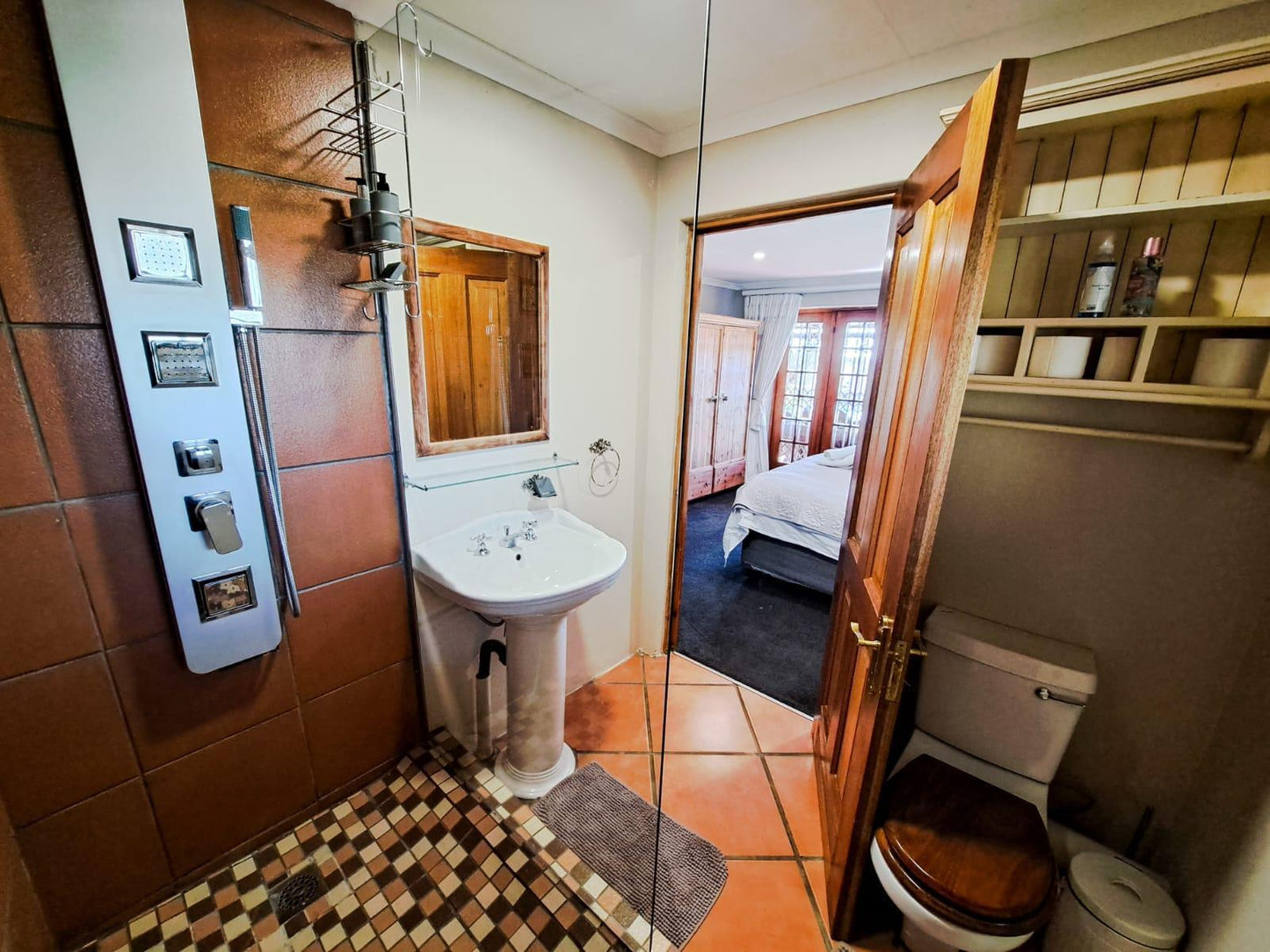 Three-bedroom Farmhouse @ Dullstroom Manor