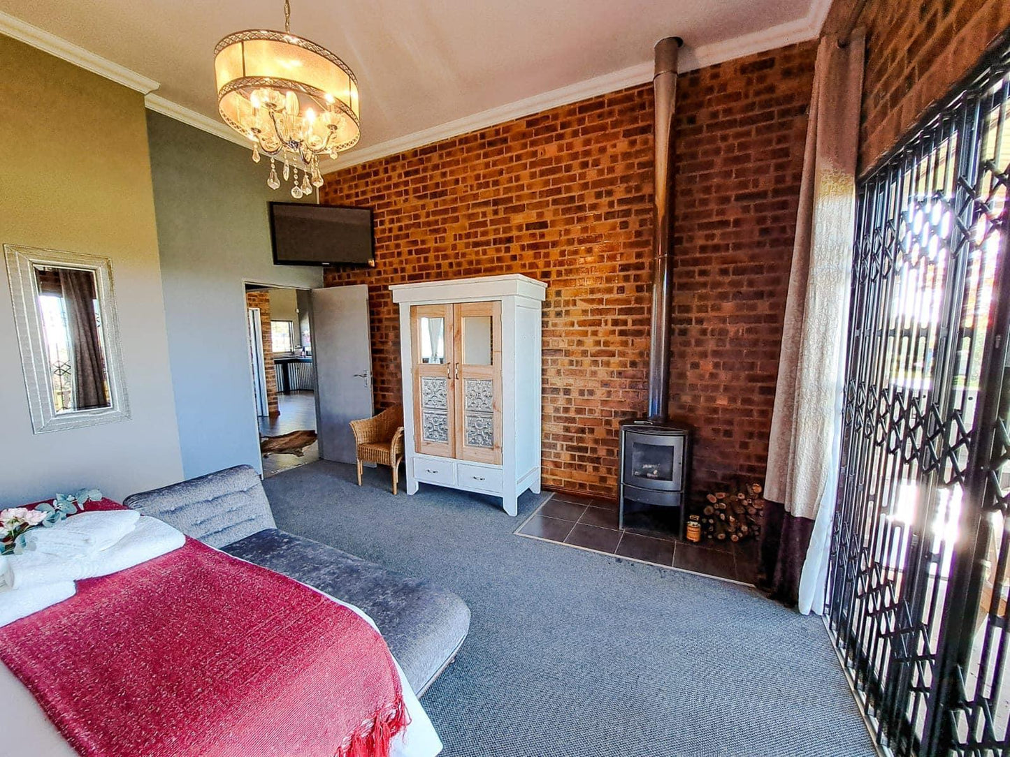 Two-bedroom Cottage @ Dullstroom Manor