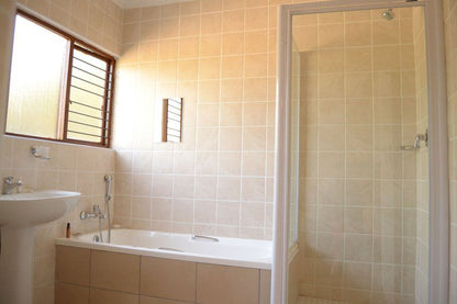 Dumelang Executive Lodge President Park Johannesburg Gauteng South Africa Bathroom