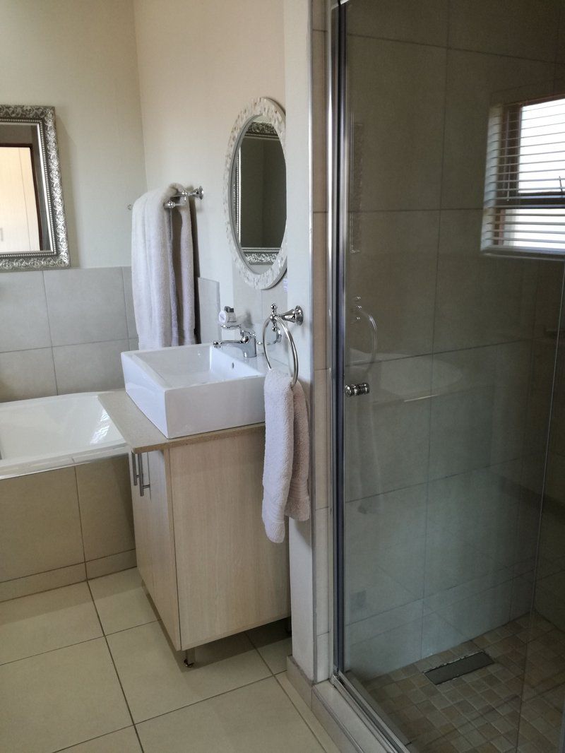 Dunton Guest House Rivonia Johannesburg Gauteng South Africa Unsaturated, Bathroom