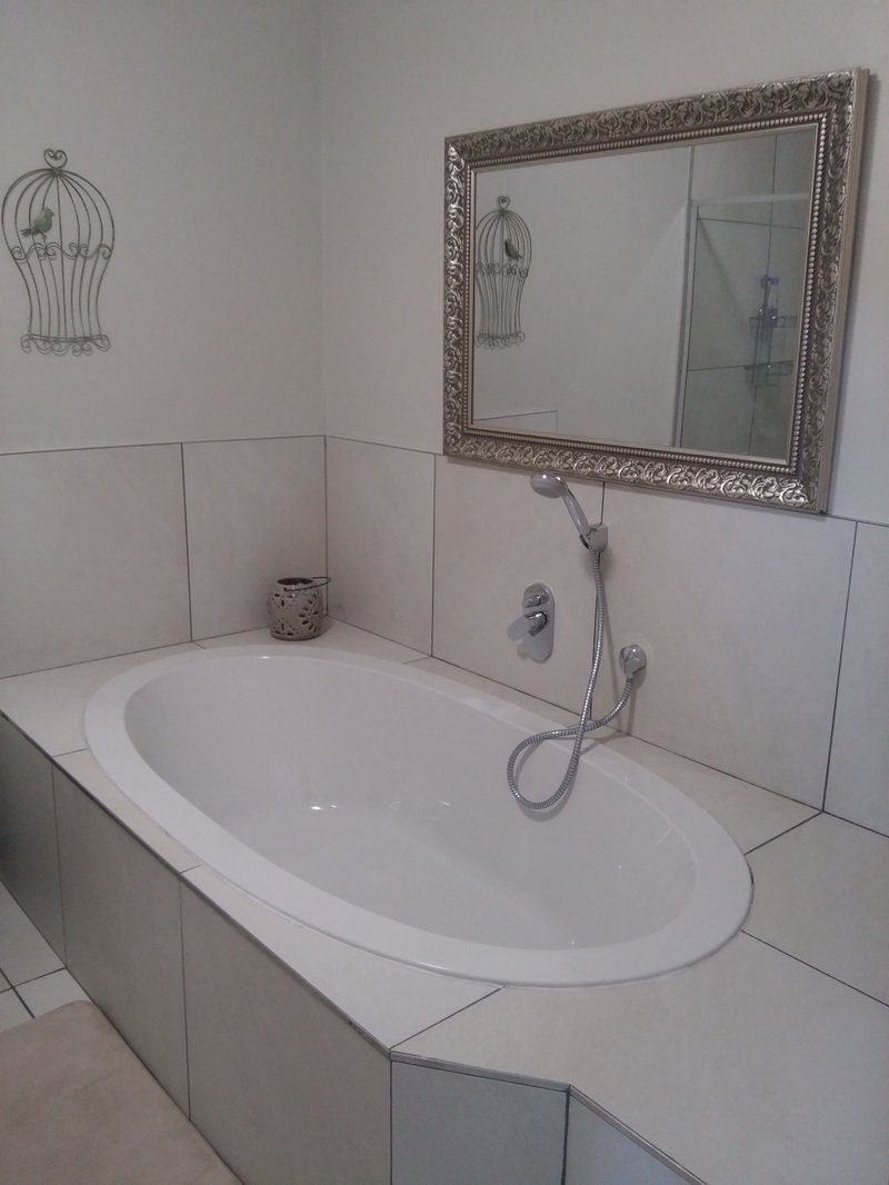 Dunton Guest House Rivonia Johannesburg Gauteng South Africa Colorless, Bathroom