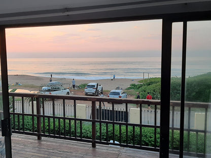 Deluxe beachfront family room @ Durban Backpackers