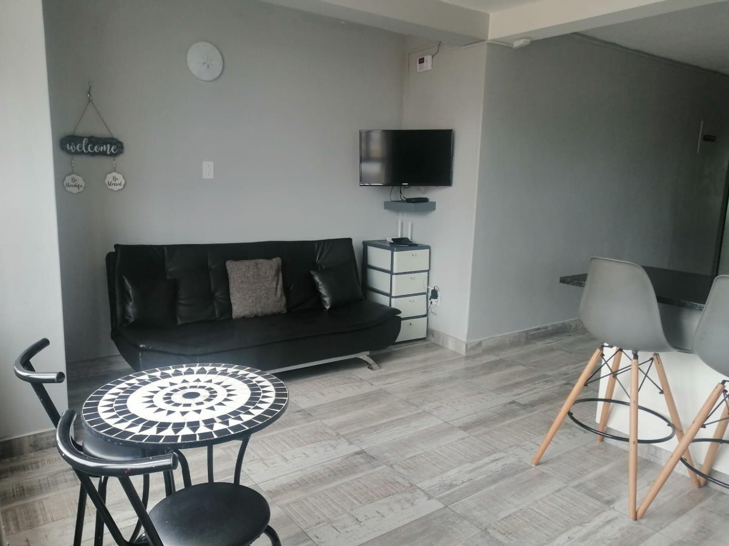 Durban Beachfront - Tenbury 903, Living Room