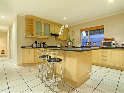 Durham Close 31 By Hostagents Blouberg Sands Blouberg Western Cape South Africa Kitchen