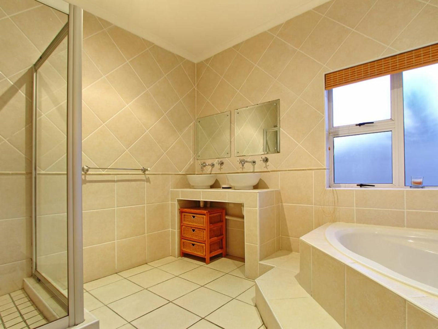 Durham Close 31 By Hostagents Blouberg Sands Blouberg Western Cape South Africa Bathroom