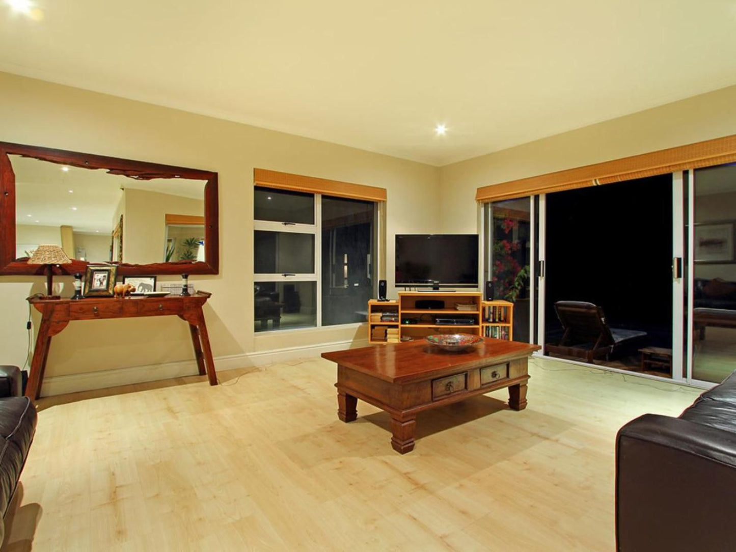 Durham Close 31 By Hostagents Blouberg Sands Blouberg Western Cape South Africa Living Room