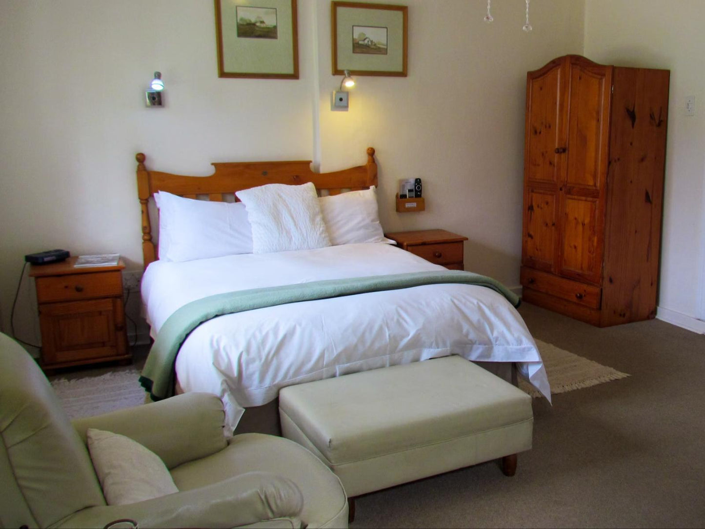 Room 10 @ Durnfords Lodge