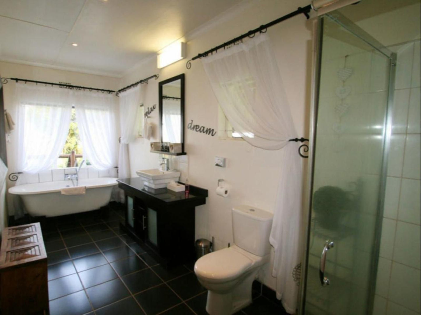 Dusk To Dawn B And B Piet Retief Mpumalanga South Africa Bathroom