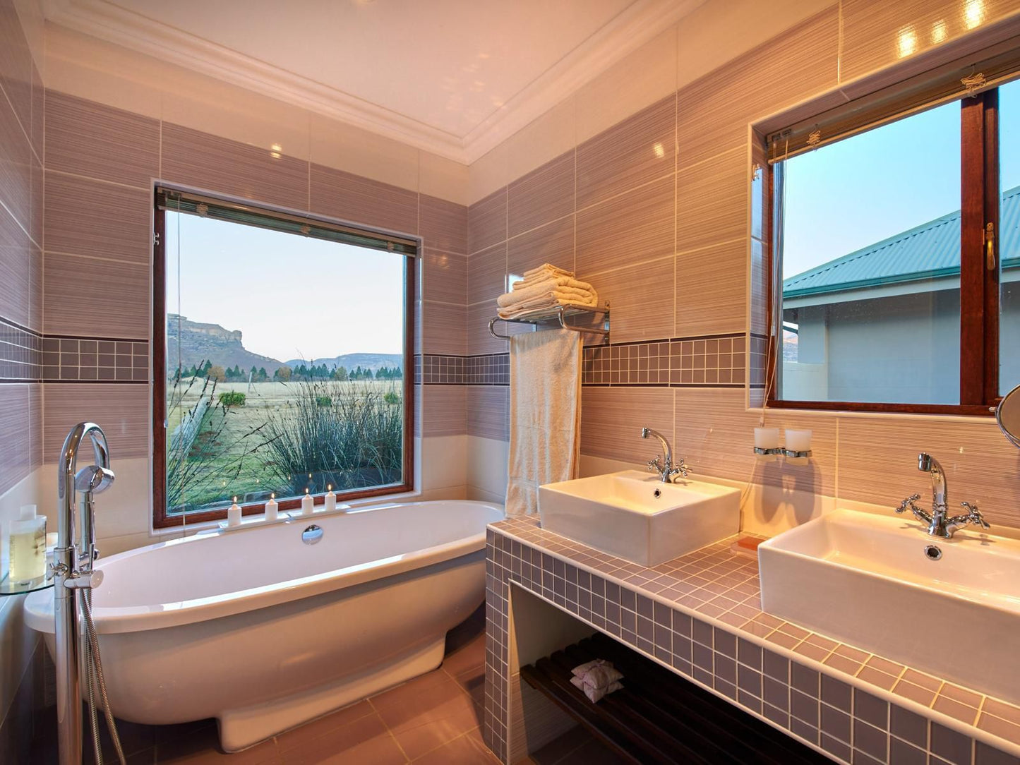 Dynasty Red Mountain Ranch Golden Gate Free State South Africa Bathroom