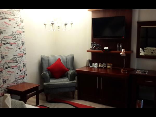 Eagle Rock Executive Guest House Kempton Park Johannesburg Gauteng South Africa Living Room