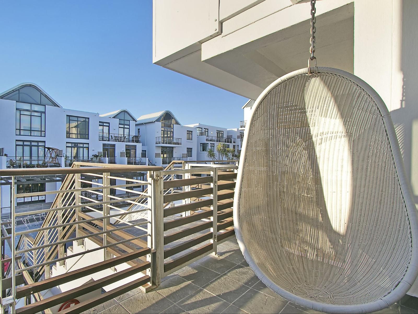 Eden On The Bay 117 By Hostagents Bloubergstrand Blouberg Western Cape South Africa 