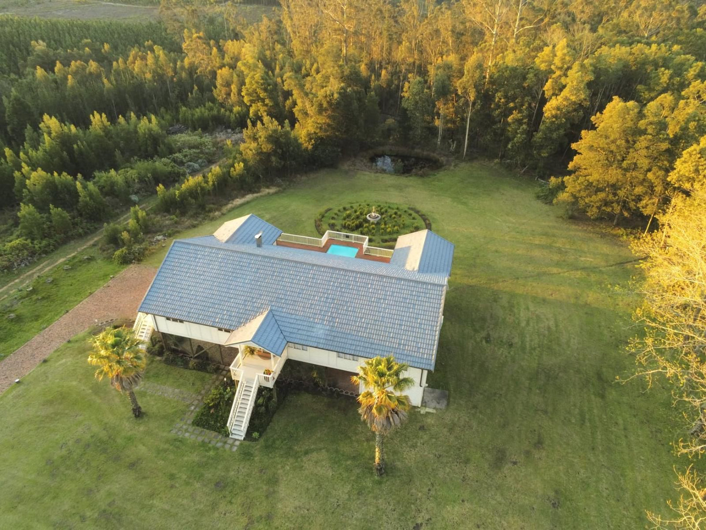 Edenbrook Country Manor, Building, Architecture